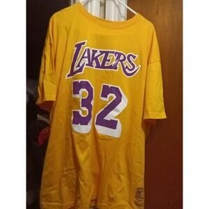 Harwood Classics Magic Johnson Lakers T Shirt 32